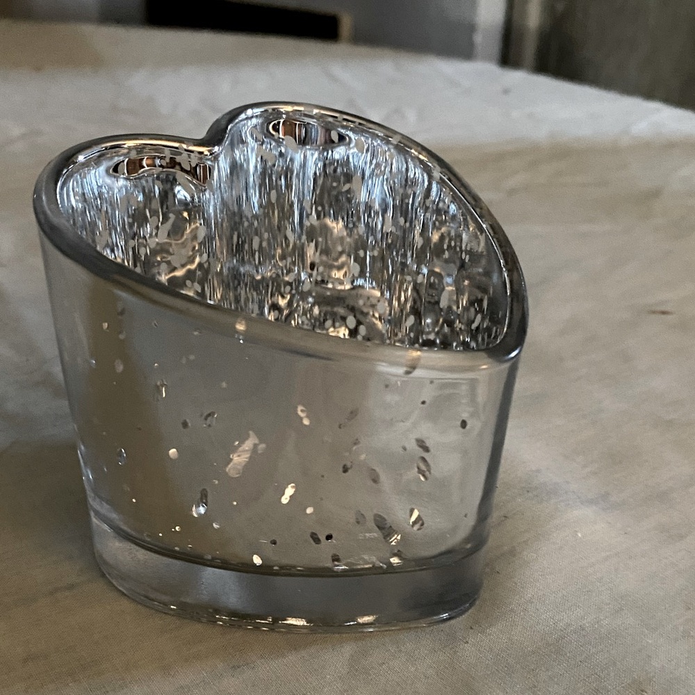 PartyLite Warm Hearts Tealight holder